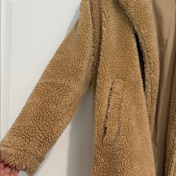 ALO Yoga Brown Teddy Jacket - Picture 3 of 7